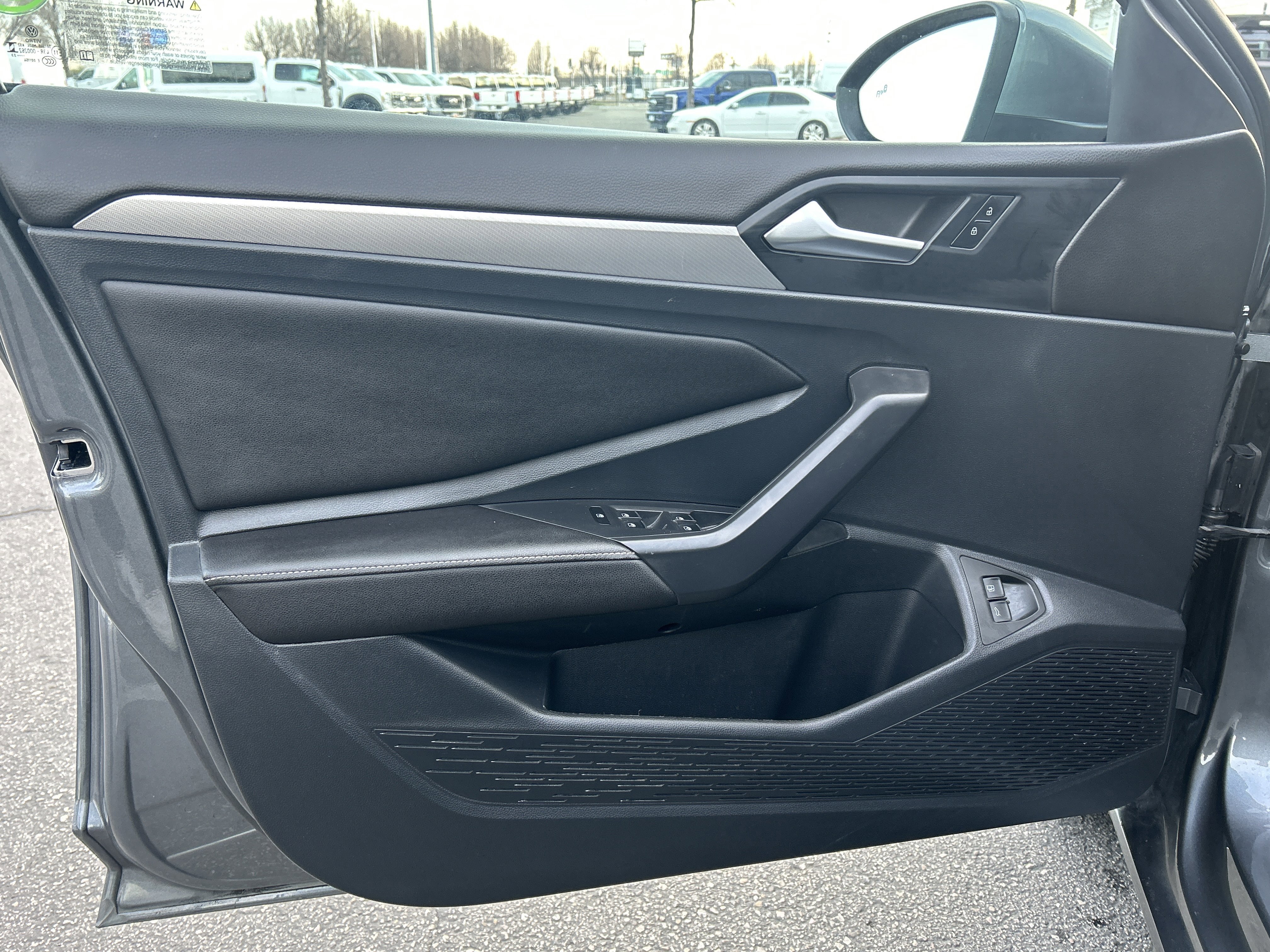 Used 2023 Volkswagen Jetta S image 15