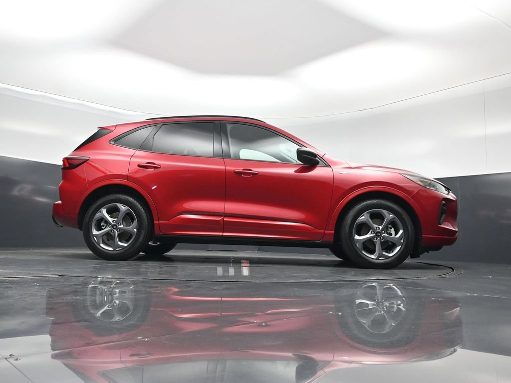 Certified 2023 Ford Escape ST-Line w/ Tech Pack #1 FWD image 45