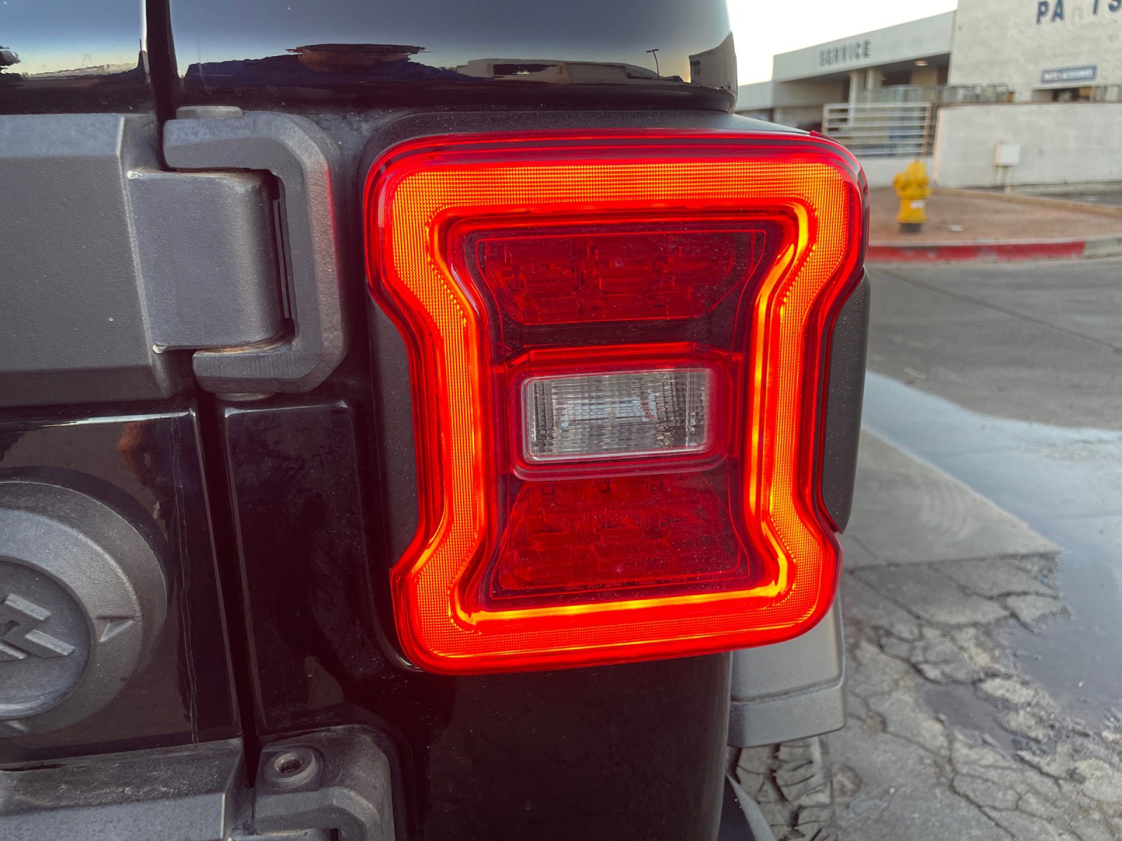 Used 2021 Jeep Wrangler Unlimited Rubicon AWD/4WD image 28