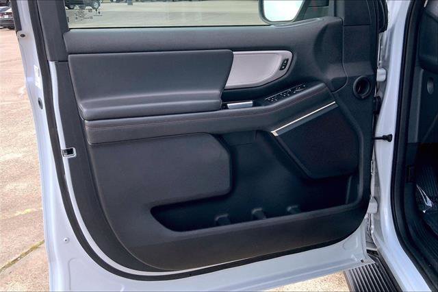 Certified 2025 Ford Expedition Active RWD image 29