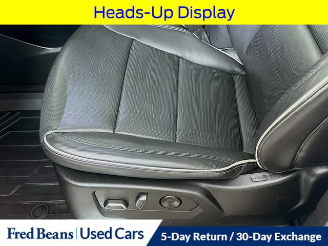 Used 2022 Cadillac Escalade ESV Premium Luxury AWD/4WD image 25