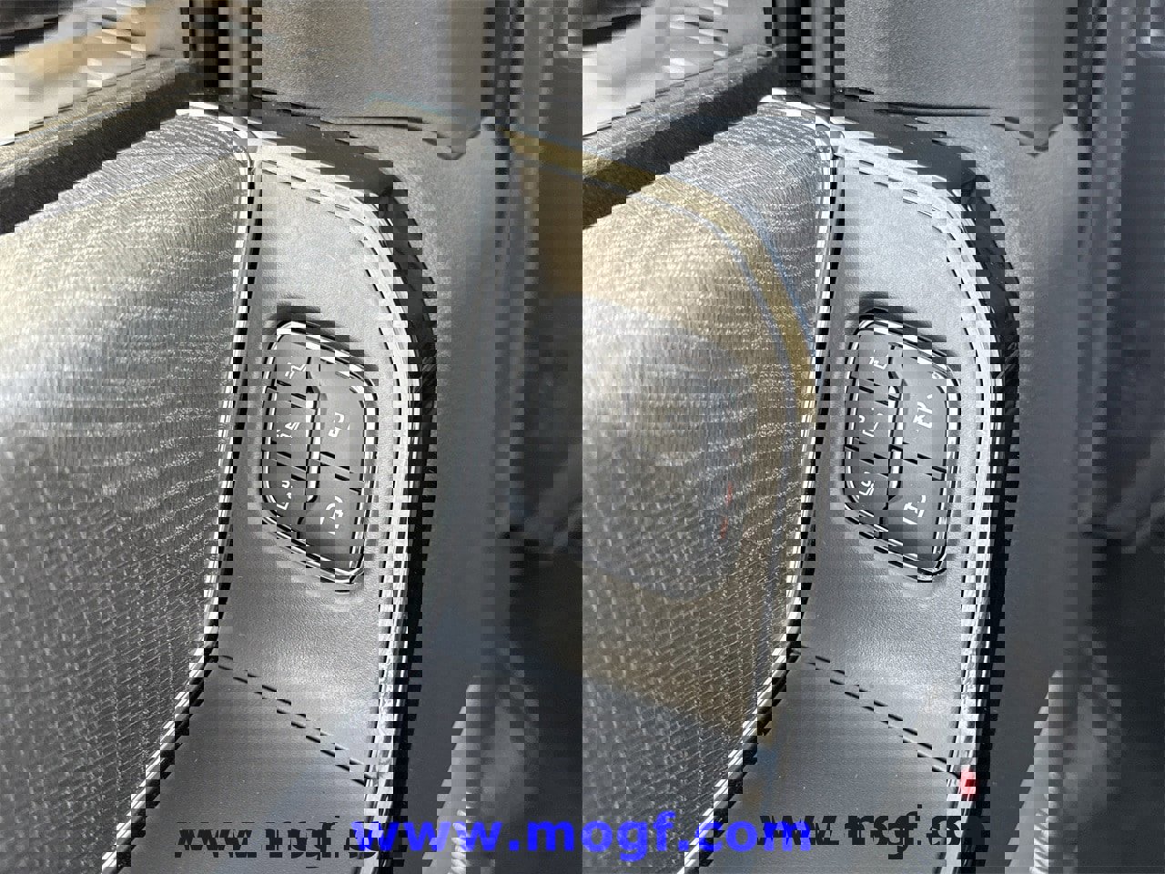 Certified 2022 Ford F150 Lightning Platinum image 33