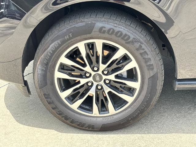 Certified 2025 Ford Expedition Max Platinum AWD/4WD image 12