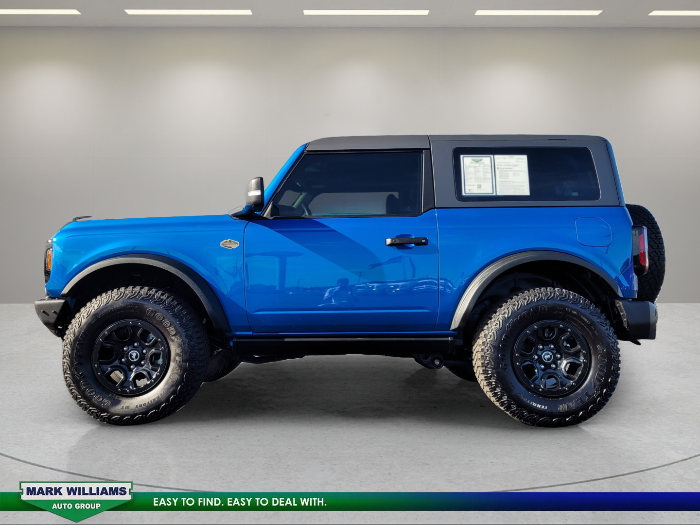 Certified 2023 Ford Bronco Wildtrak AWD/4WD image 7