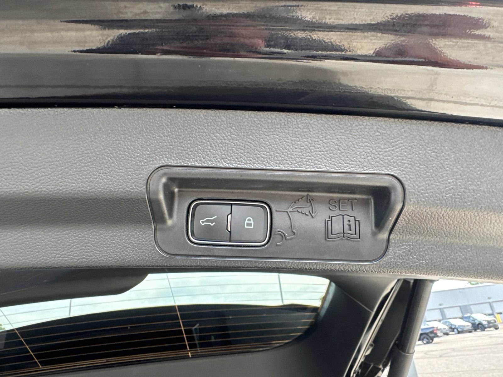 Certified 2023 Ford Explorer XLT AWD/4WD image 40