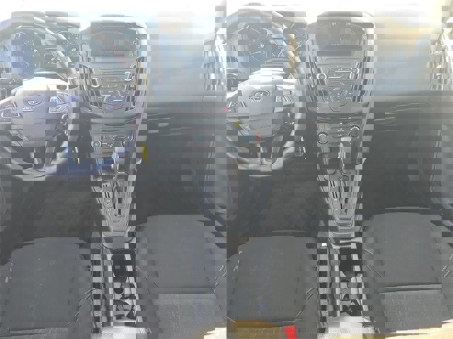 Certified 2018 Ford Focus SE image 19