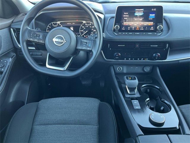 Used 2022 Nissan Rogue SV image 13