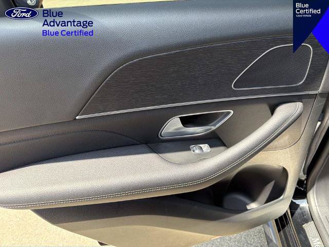 Used 2024 Mercedes-Benz GLE 350 4MATIC image 11
