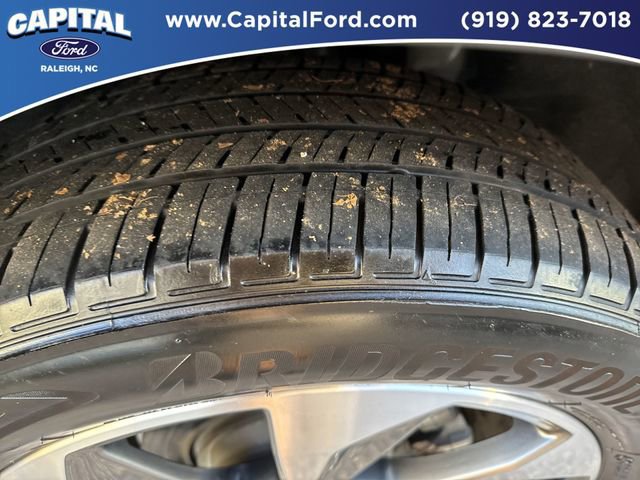 Certified 2025 Ford Escape Platinum w/ Premium Technology Package image 14