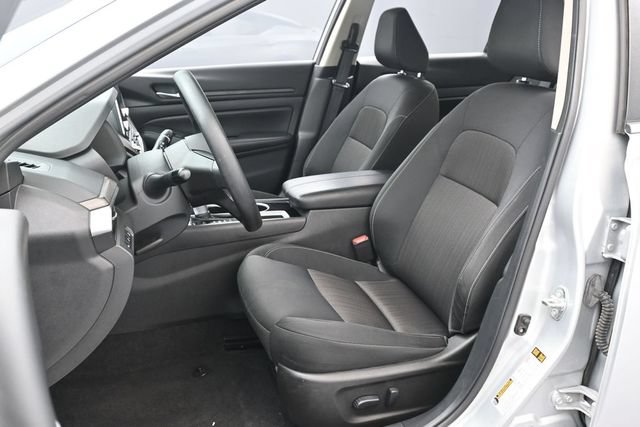 Used 2024 Nissan Altima 2.5 SV FWD image 10