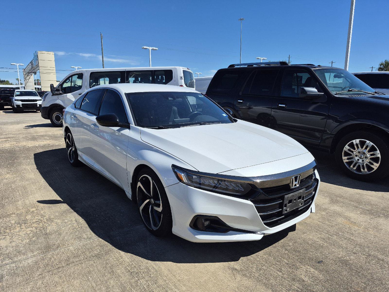 Used 2022 Honda Accord Sport image 13
