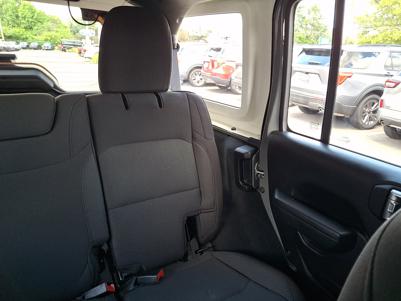 Used 2023 Jeep Wrangler Unlimited Sport AWD/4WD image 20
