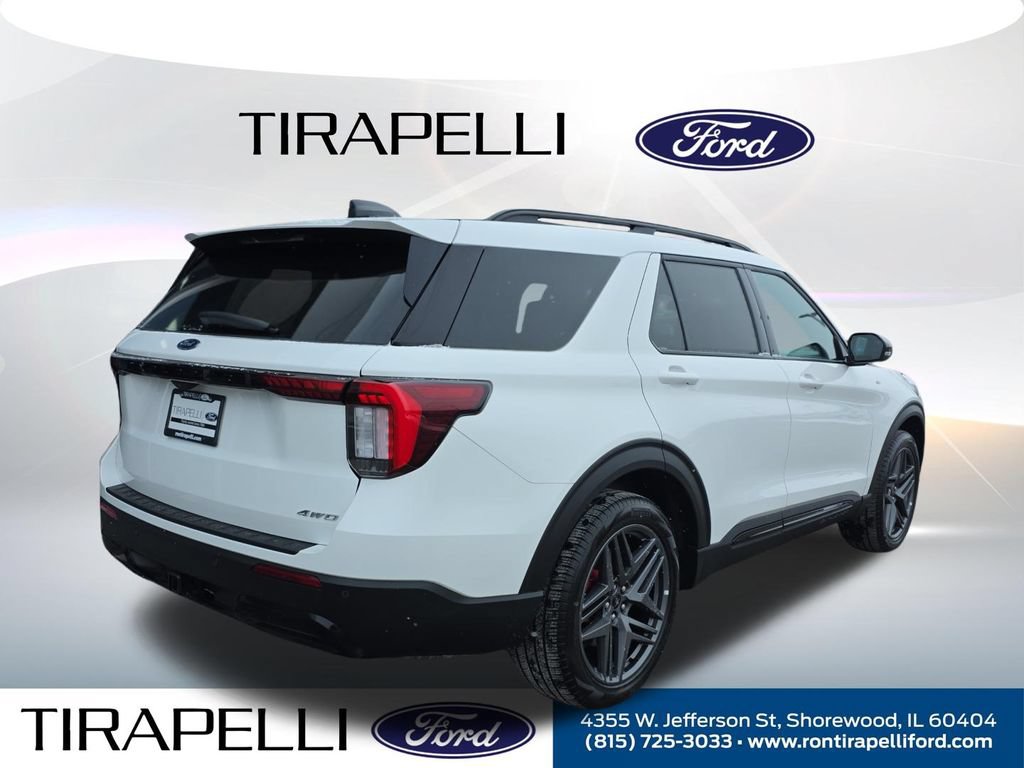 Certified 2025 Ford Explorer ST-Line w/ ST-Line Street Pack AWD/4WD image 9