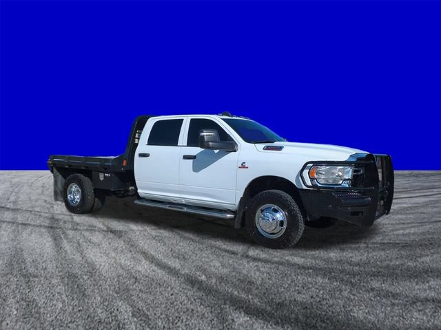 Used 2024 RAM 3500 Tradesman w/ Chrome Appearance Group AWD/4WD image 2