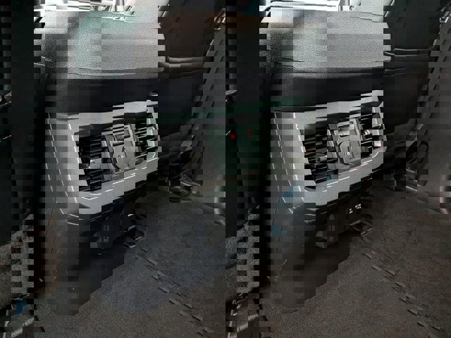 Certified 2023 Ford F250 Lariat w/ Black Appearance Package image 23