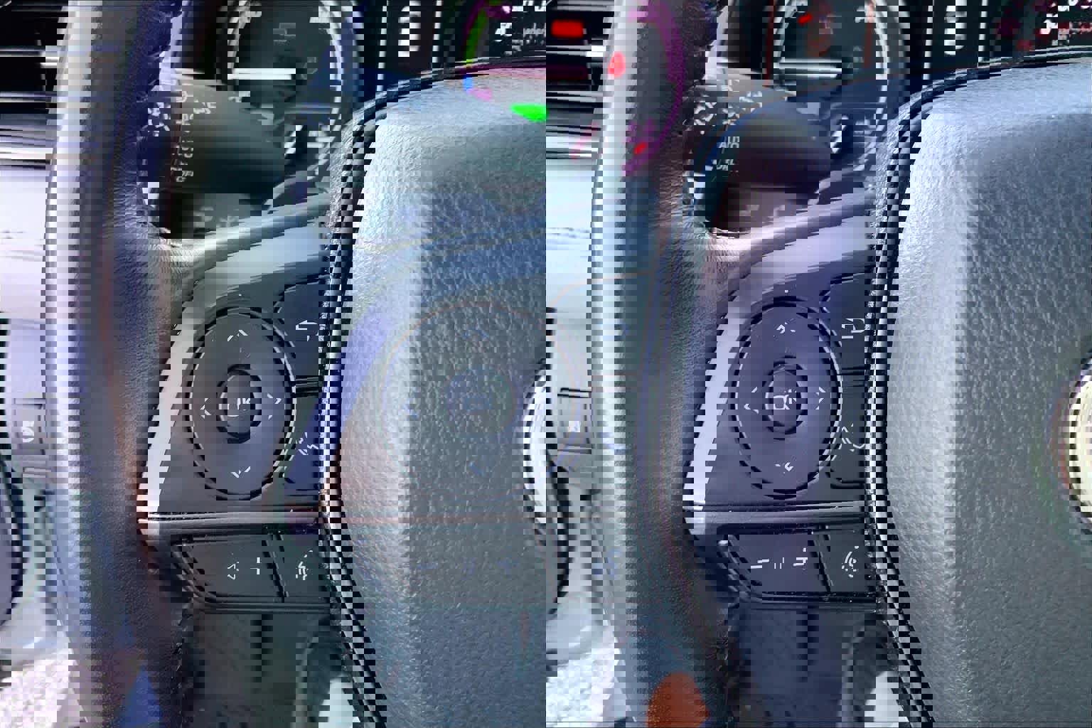 Used 2023 Toyota Camry SE image 23