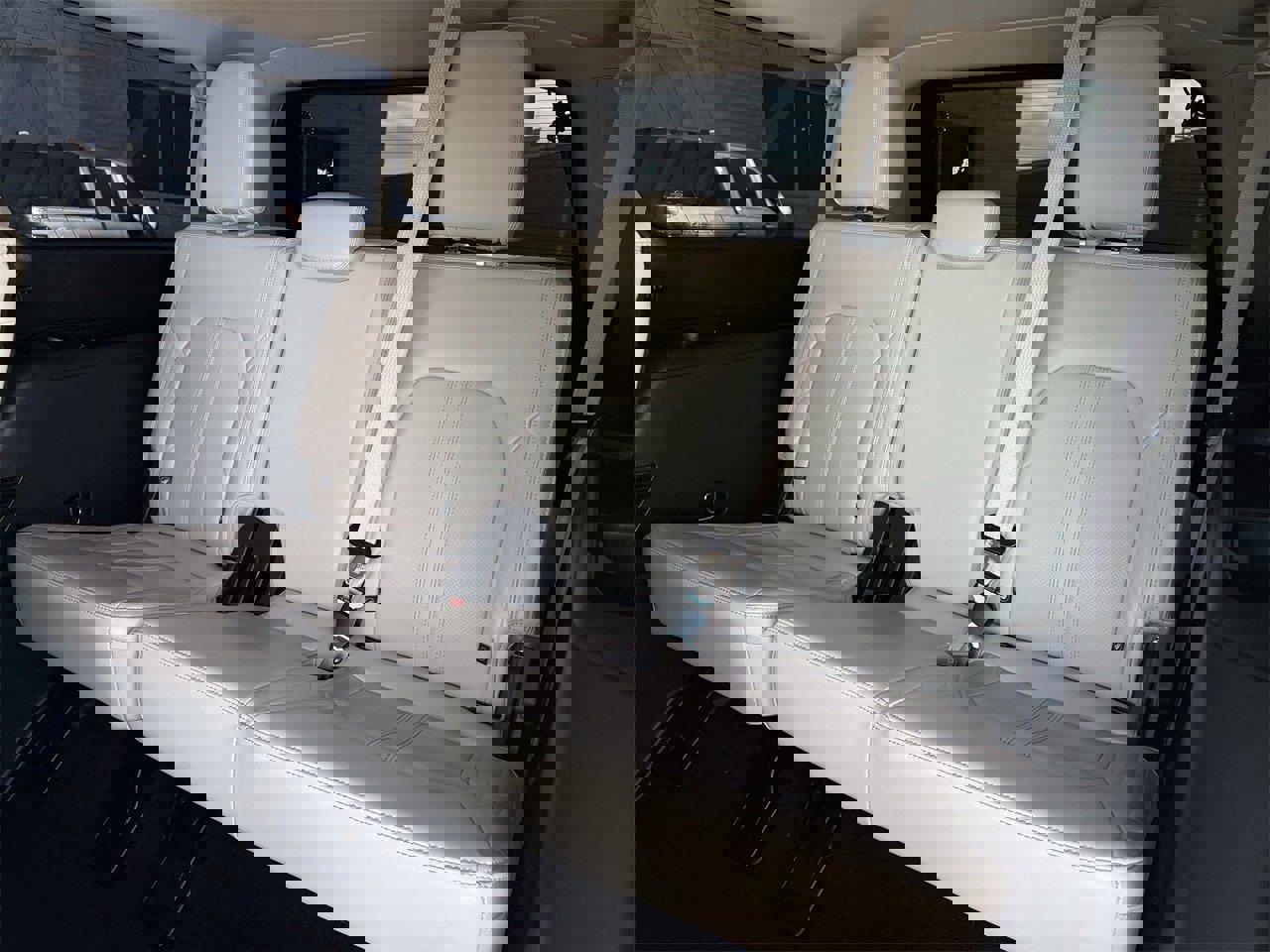 Certified 2023 Ford Expedition Max Platinum image 29