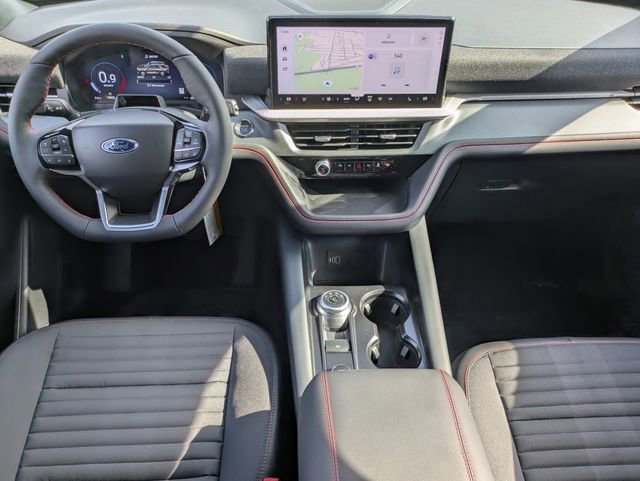 Certified 2026 Ford Explorer ST-Line w/ ST-Line Street Pack image 14