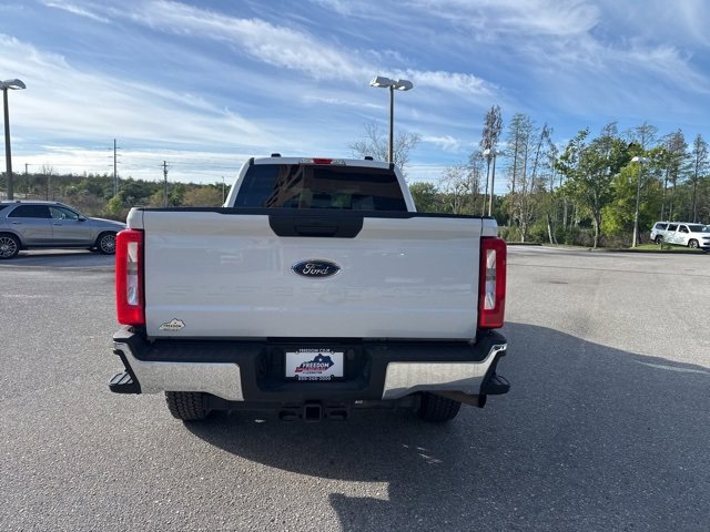 Certified 2024 Ford F250 XLT image 4