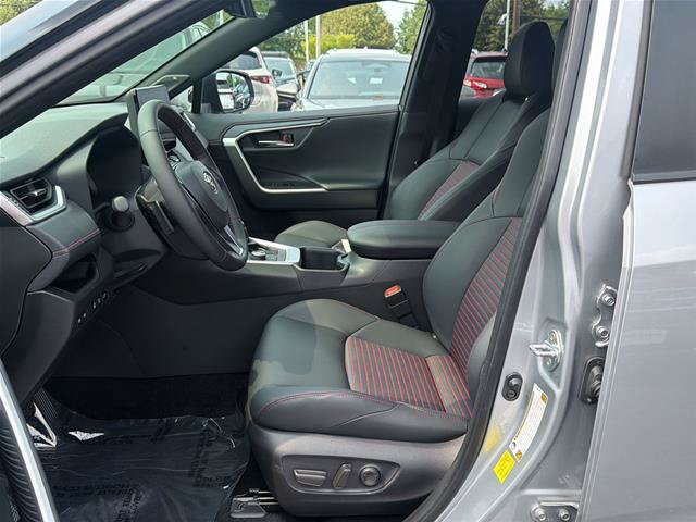 Used 2024 Toyota RAV4 XSE w/ Weather Package AWD/4WD image 9
