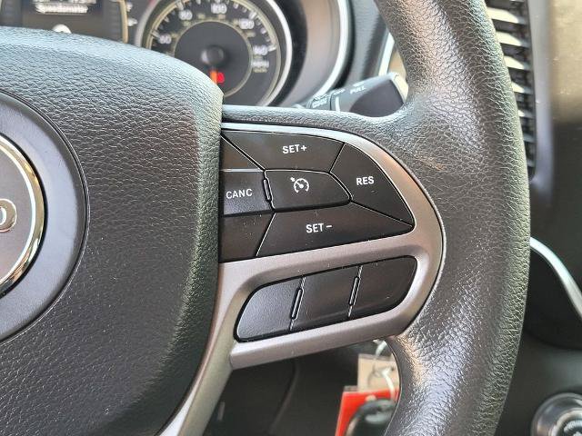 Used 2020 Jeep Cherokee Latitude FWD image 26