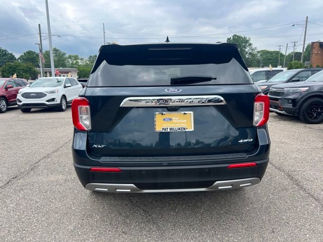 Certified 2024 Ford Explorer XLT w/ Equipment Group 202A AWD/4WD image 5