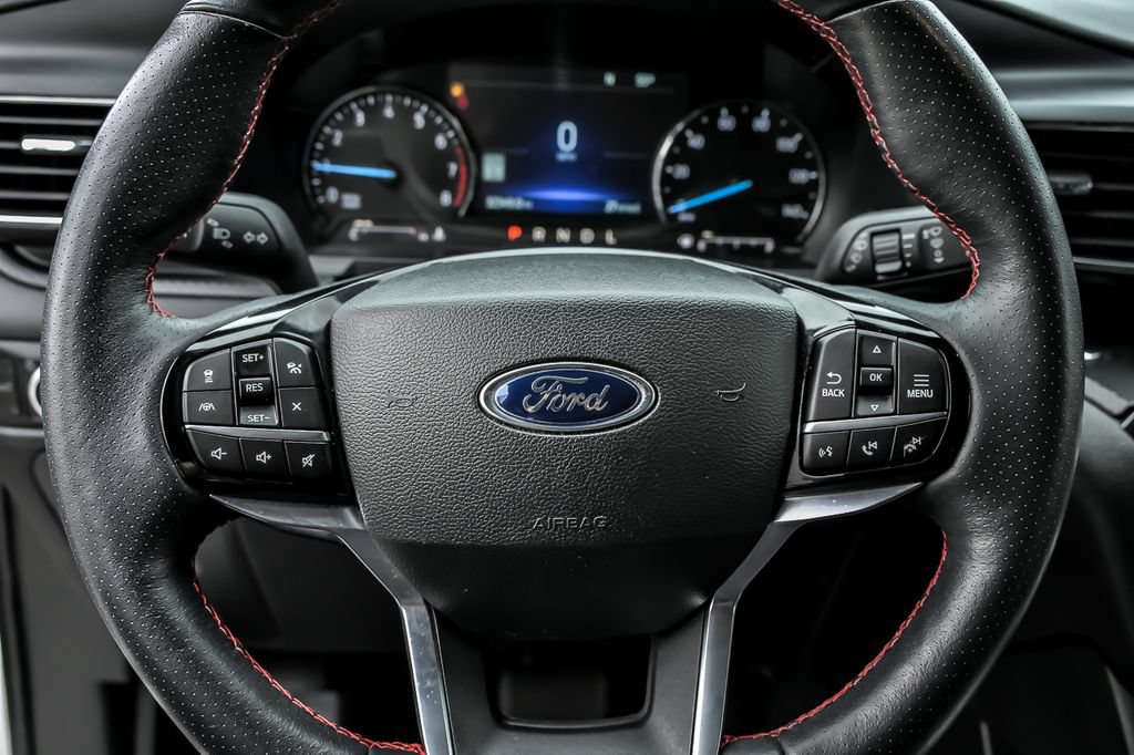 Certified 2023 Ford Explorer ST-Line AWD/4WD image 21