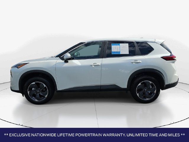 Used 2024 Nissan Rogue SV FWD image 8