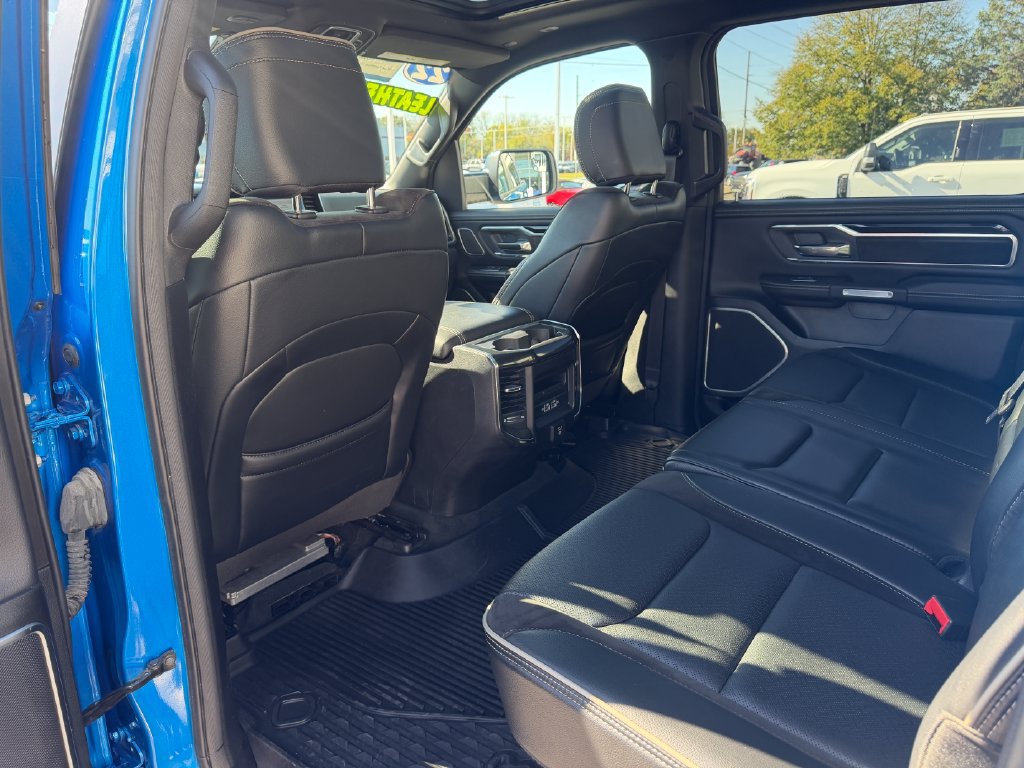 Used 2022 RAM 1500 Laramie AWD/4WD image 21