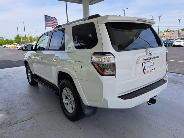 Used 2020 Toyota 4Runner SR5 Premium w/ Moonroof Package AWD/4WD image 2