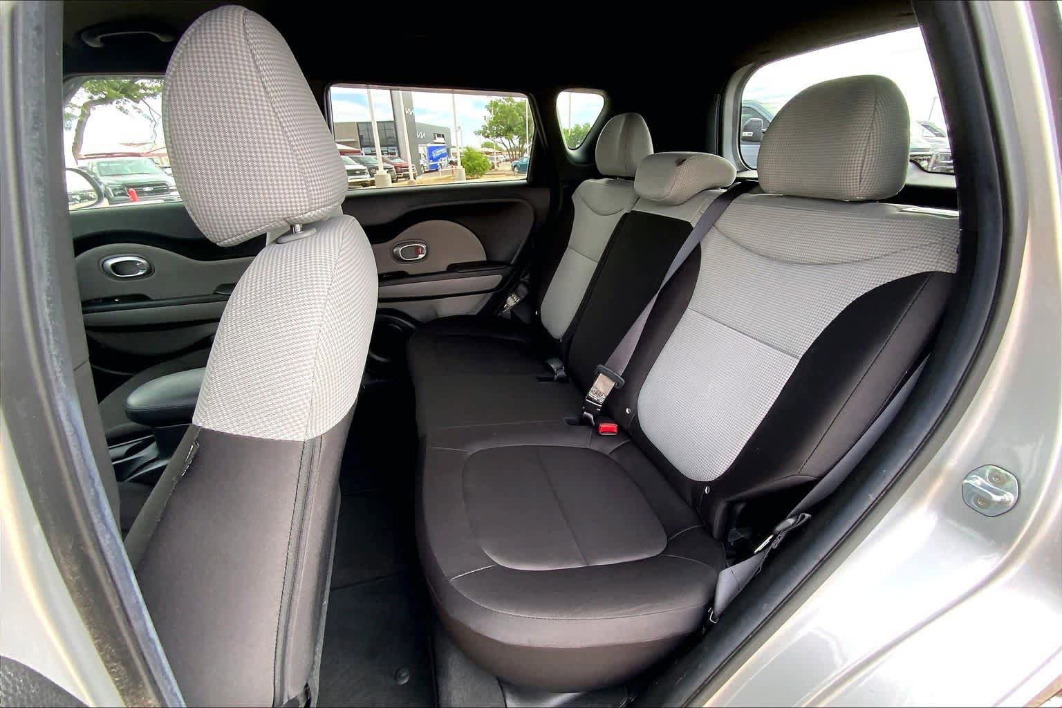Used 2017 Kia Soul w/ Convenience Package FWD image 21