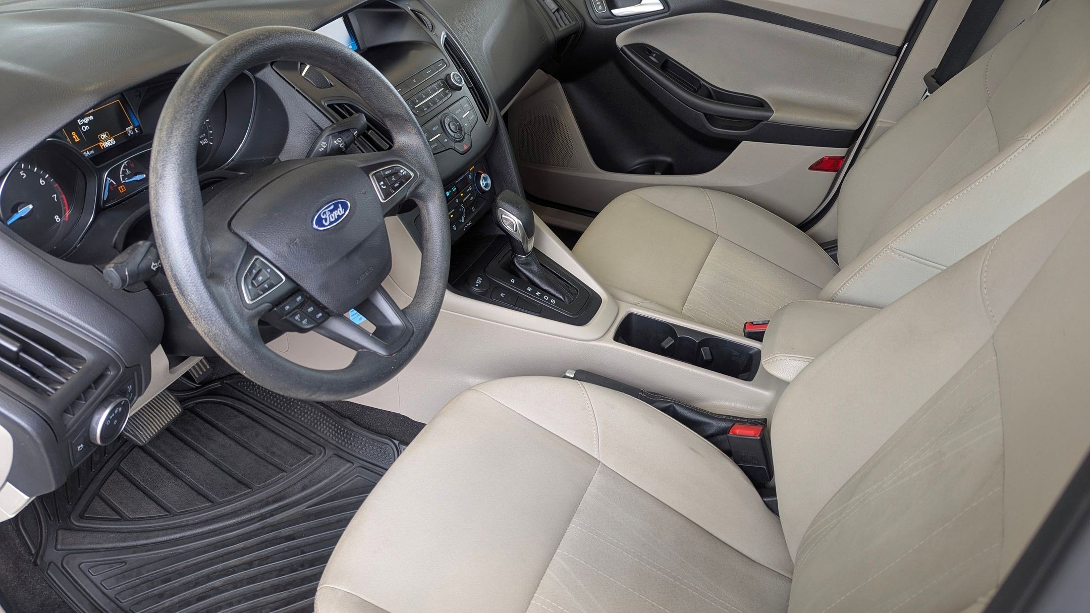 Certified 2018 Ford Focus SE image 4