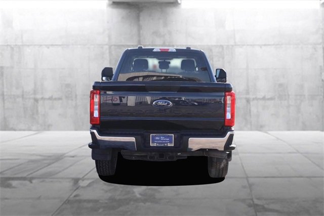 Certified 2023 Ford F250 XLT w/ FX4 Off-Road Package image 5