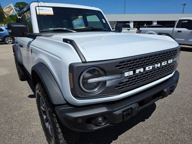 Certified 2025 Ford Bronco Badlands AWD/4WD image 2