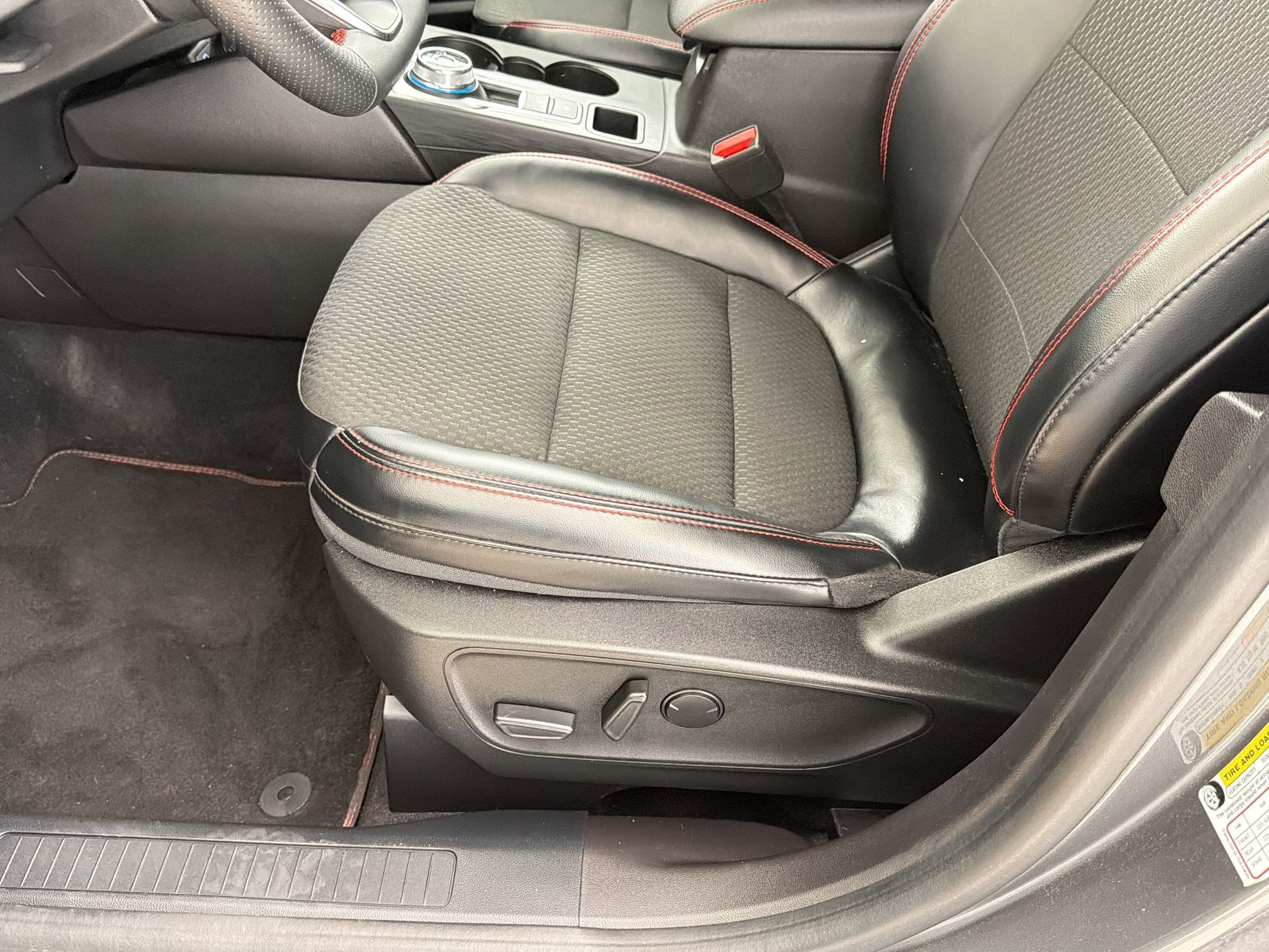 Certified 2023 Ford Escape ST-Line w/ Tech Pack #1 image 14