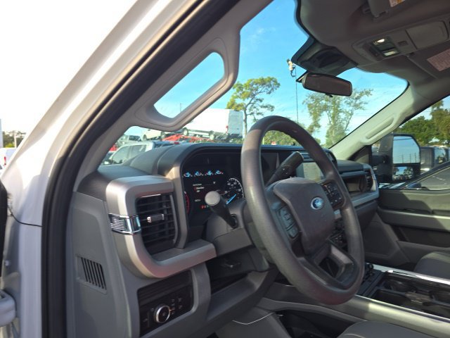Certified 2024 Ford F250 XLT w/ Tremor Off-Road Package AWD/4WD image 11