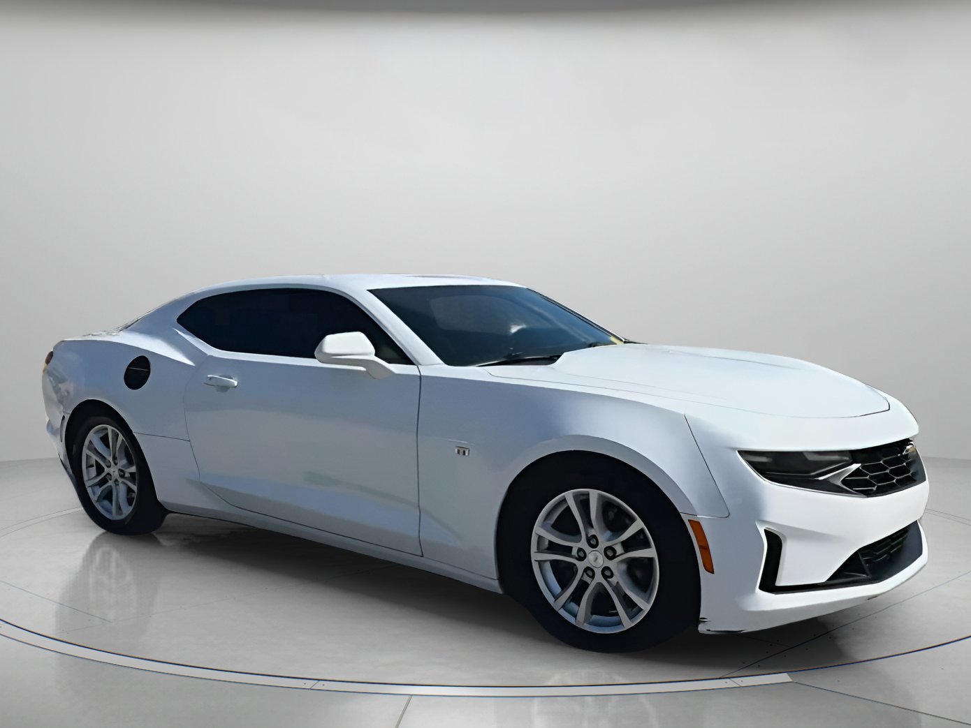 Used 2020 Chevrolet Camaro LS image 31