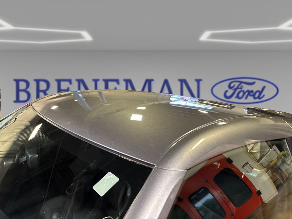 Used 2020 Nissan 370Z Coupe RWD image 12