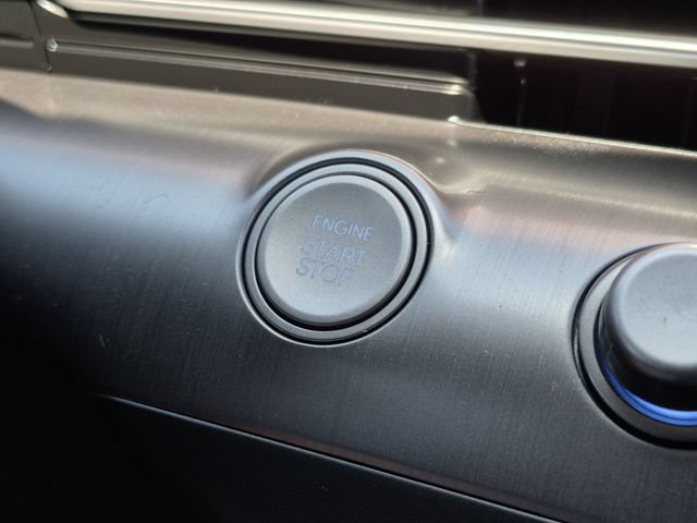 Used 2025 Hyundai Kona SEL FWD image 19