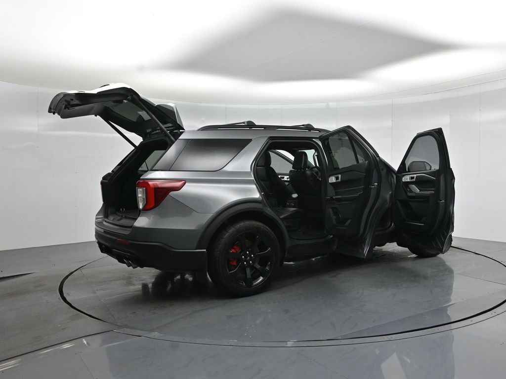 Certified 2021 Ford Explorer ST w/ Equipment Group 401A AWD/4WD image 5