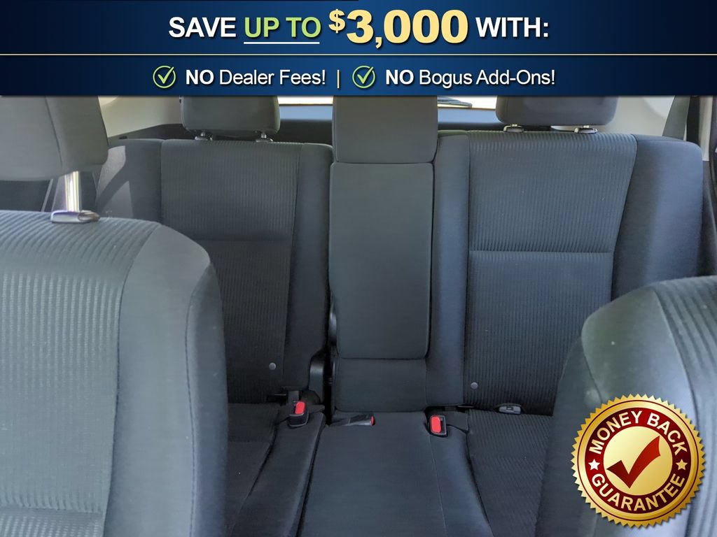 Used 2018 Toyota RAV4 LE FWD image 21