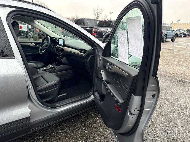 Certified 2022 Ford Escape SEL image 8