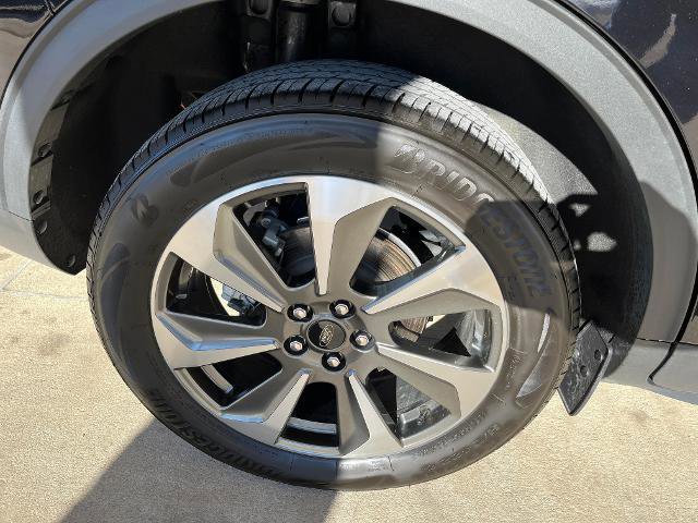 Certified 2023 Ford Escape Platinum image 35