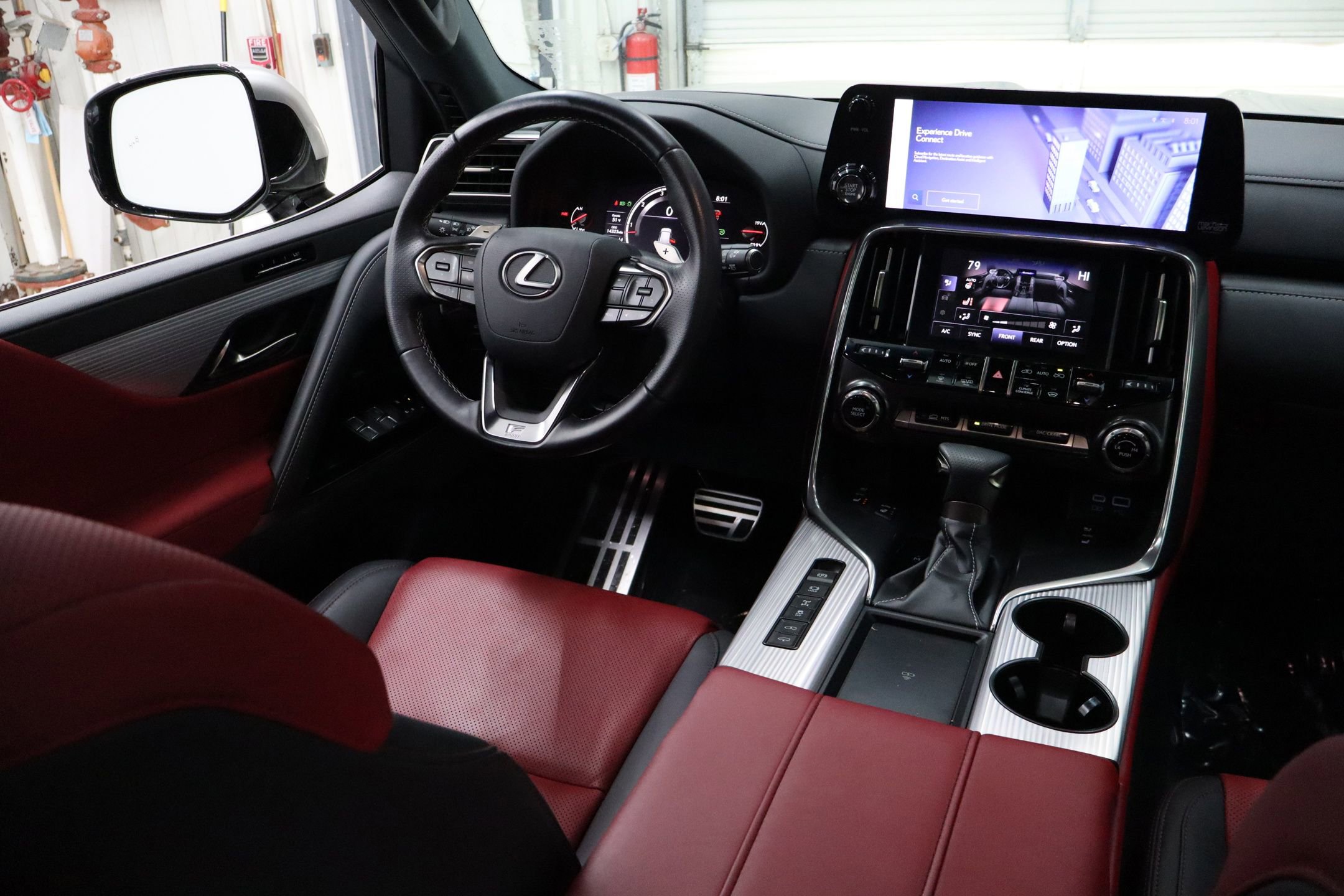 Used 2023 Lexus LX 600 F Sport image 33