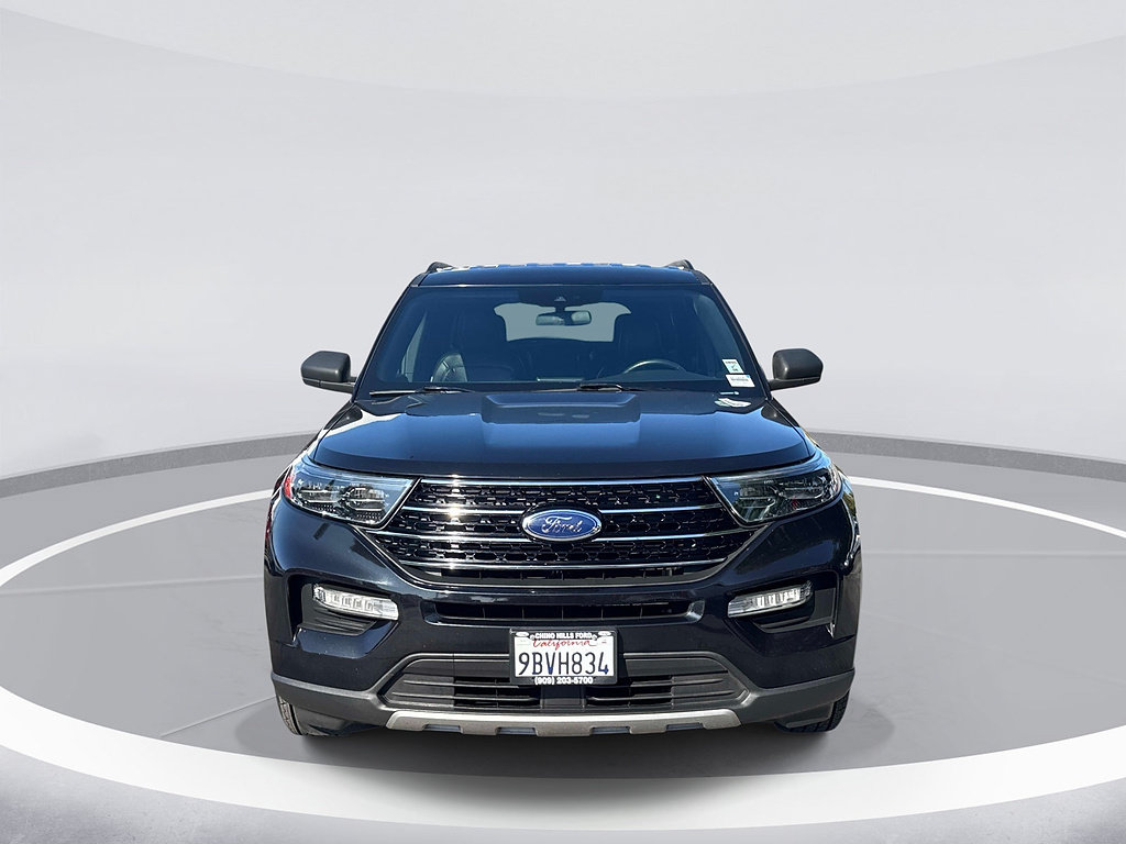 Certified 2020 Ford Explorer XLT w/ Equipment Group 202A RWD image 2