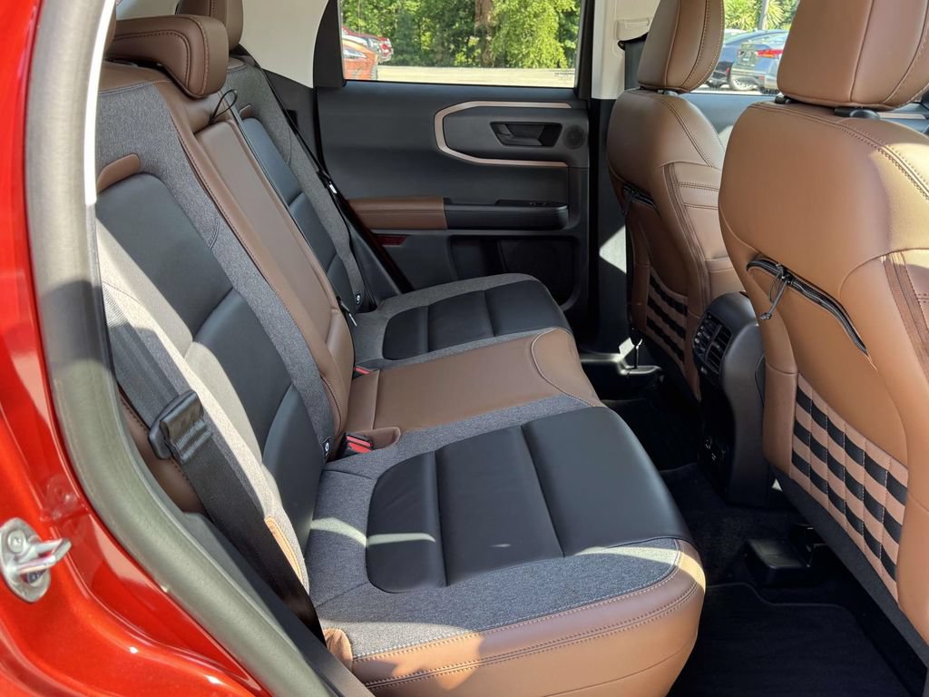 Certified 2022 Ford Bronco Sport Outer Banks w/ Tech Package AWD/4WD image 17