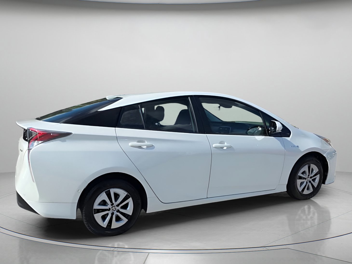Used 2017 Toyota Prius Four image 23