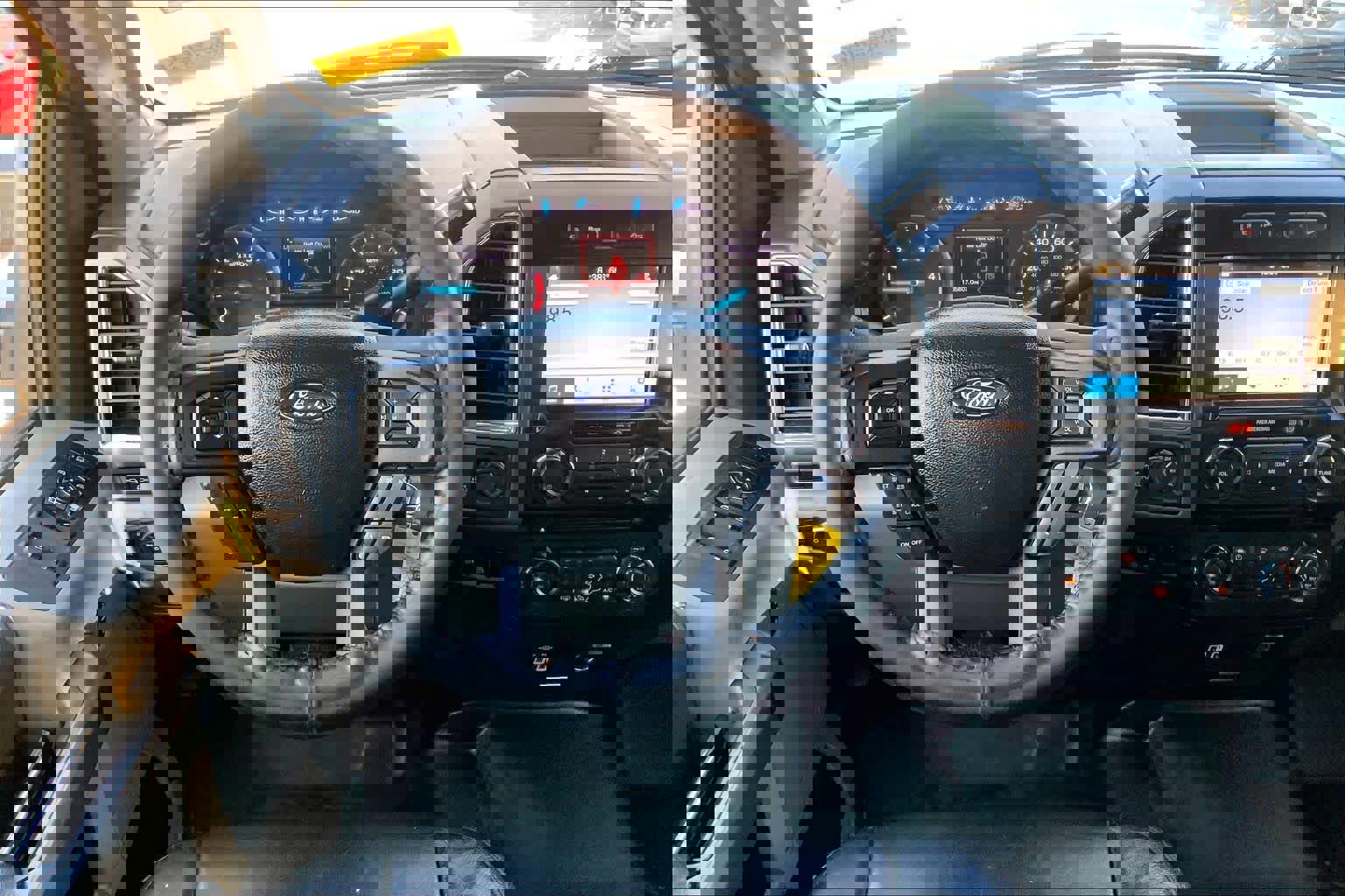 Certified 2017 Ford F250 XLT w/ XLT Premium Package image 7