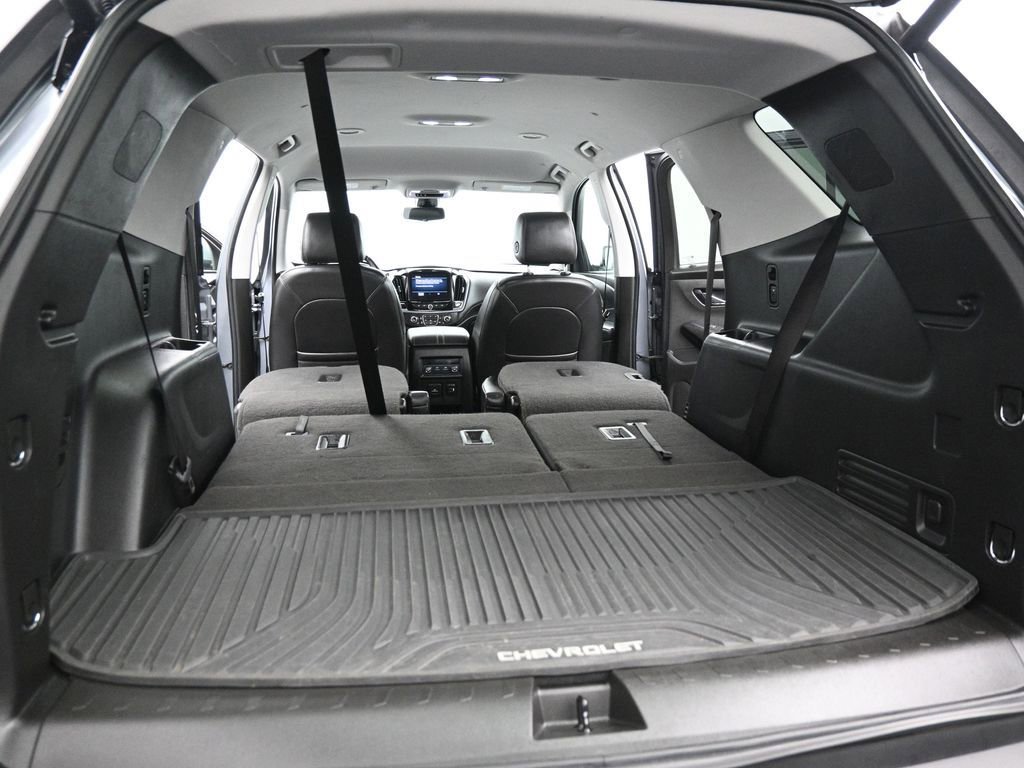 Used 2021 Chevrolet Traverse RS image 25