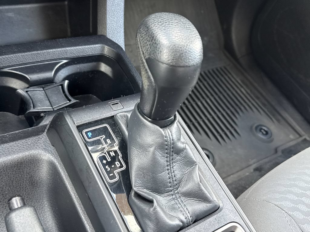 Used 2022 Toyota Tacoma SR w/ SR Convenience Package RWD image 22